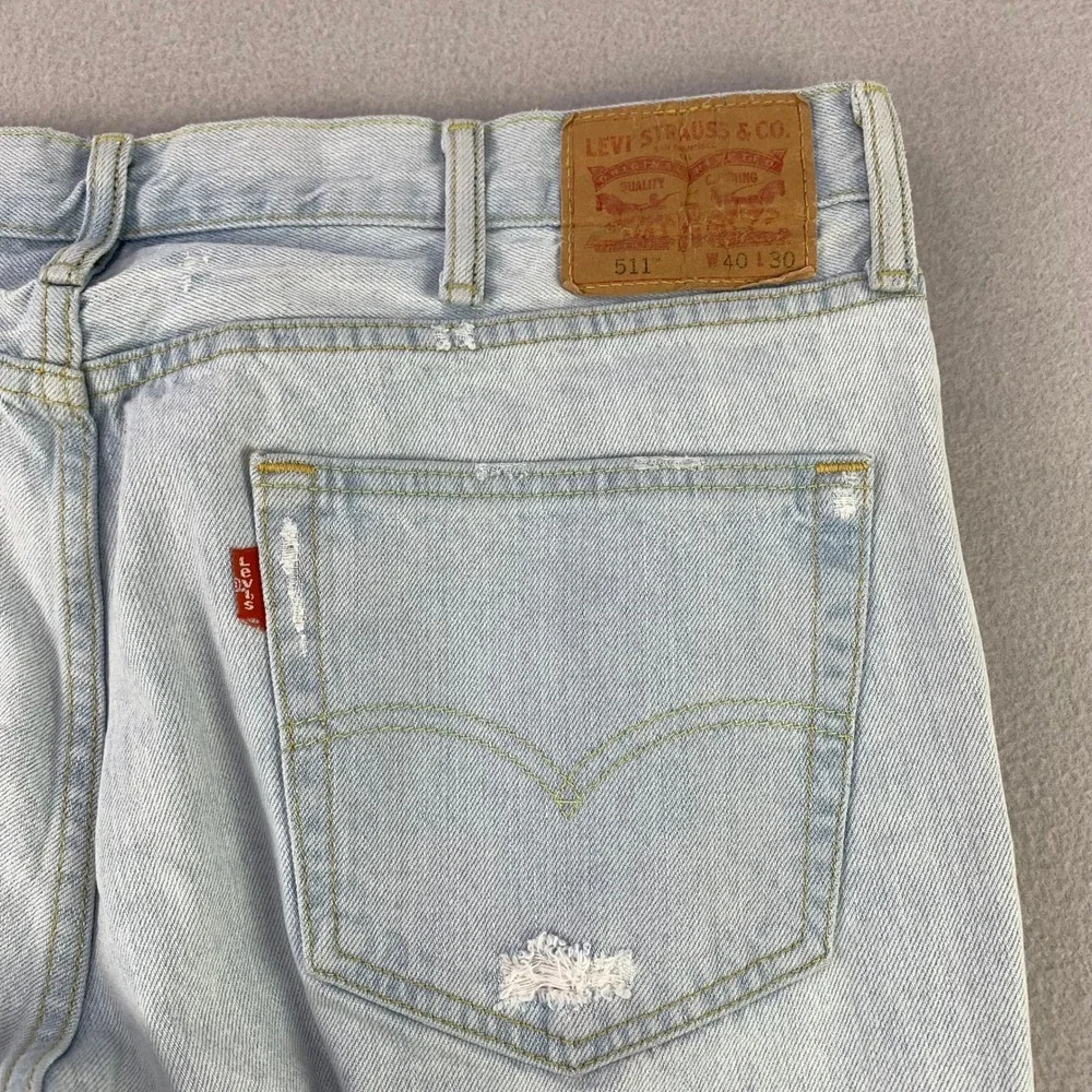Levis measurements waist